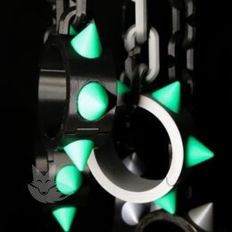 Menottes à pointes - Accessoire pour Fursuit & Cosplay